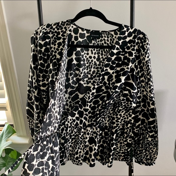 Blouse - Picture 2 of 3